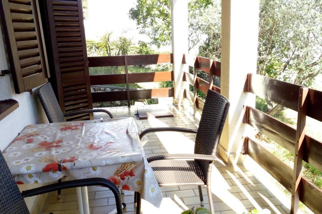 Apartment Zdenka Raša Exterior foto