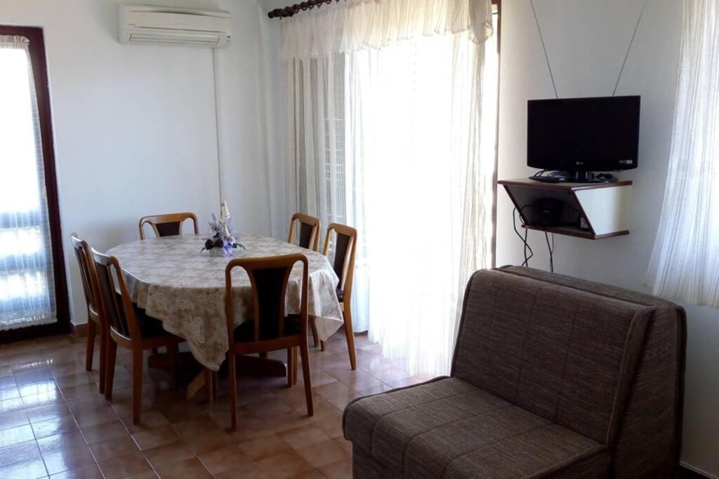 Apartment Zdenka Raša Exterior foto